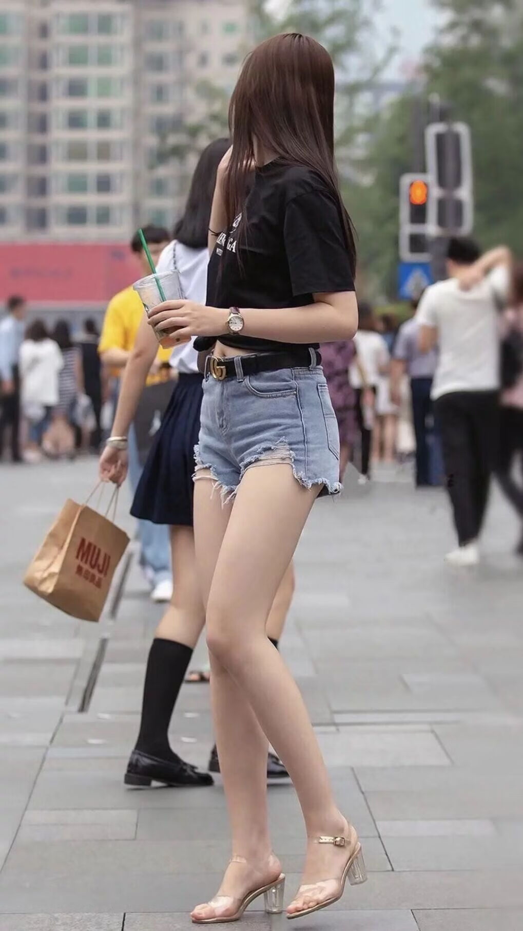 开云体育网页版入口-“智慧场馆+绿色基础”行业新标准在全国落地不断推进，绿色标准化生产示范基地